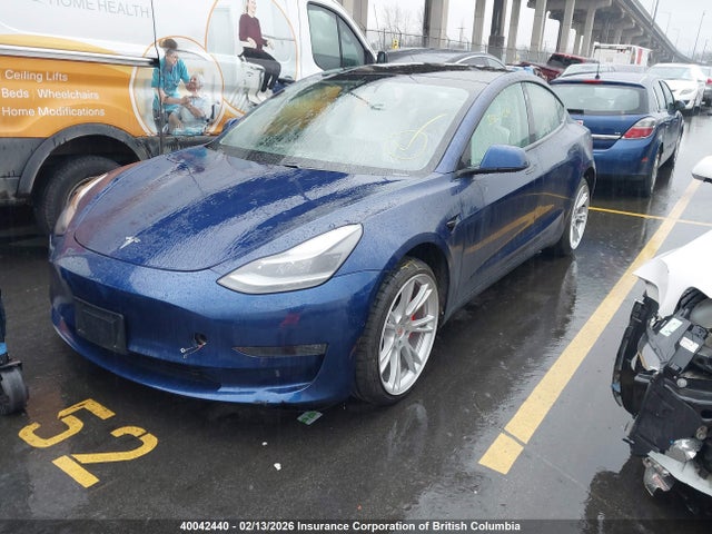 5YJ3E1EC2MF044256 Tesla MODEL 3