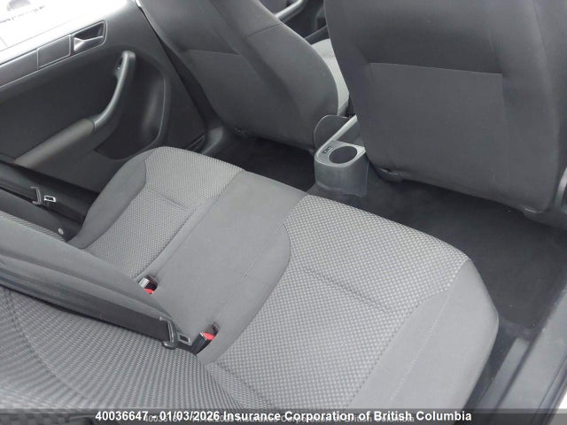 Продаж на аукціоні авто 2012 Volkswagen Jetta 2.0l Trendline/2.0l Trendline+, vin: 3VW2K7AJ4CM330242, номер лоту: 40036647