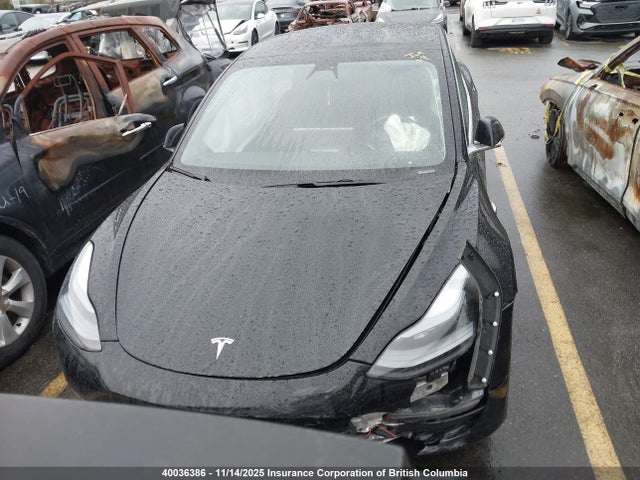 5YJ3E1EB0KF208883 Tesla MODEL 3