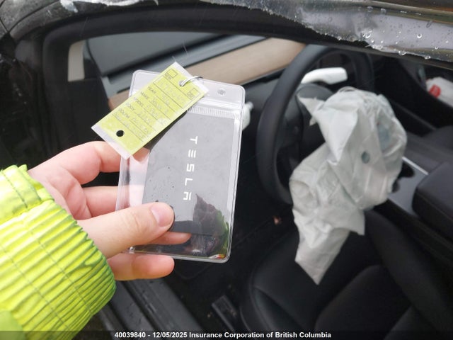 LRW3E1FA3PC875664 Tesla MODEL 3