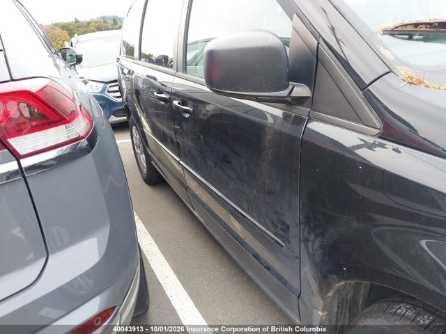 40043913 :رقم المزاد ، 2C4RDGBGXGR321722 vin ، 2016 Dodge Grand Caravan Se مزاد بيع