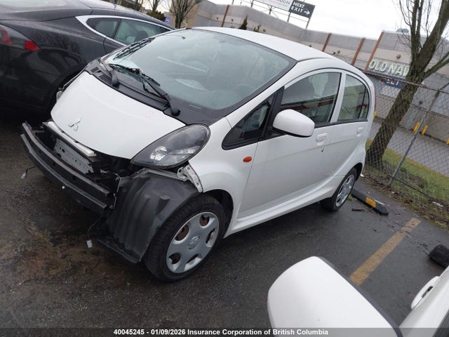 Mitsubishi I Miev Es/se 2014 JA3215H40EU607508 Image 2