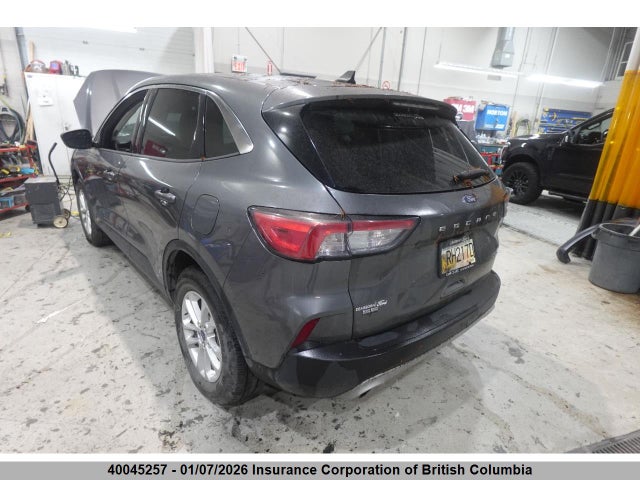 40045257 :رقم المزاد ، 1FMCU9G6XMUA30360 vin ، 2021 Ford Escape Se مزاد بيع