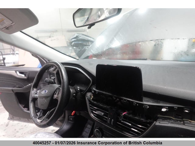 40045257 :رقم المزاد ، 1FMCU9G6XMUA30360 vin ، 2021 Ford Escape Se مزاد بيع