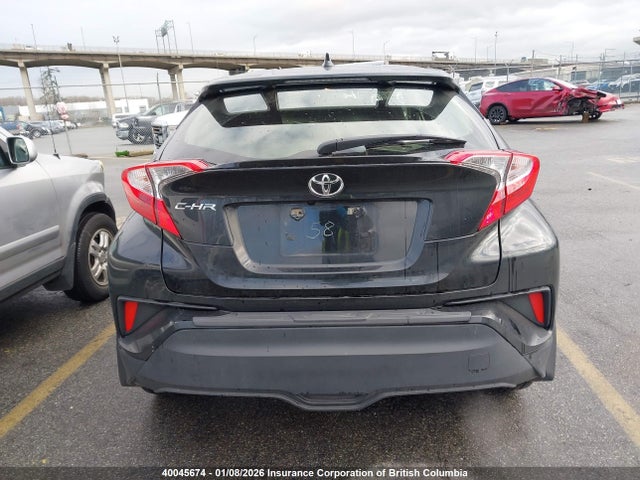 2021 Toyota C-hr მანქანა იყიდება აუქციონზე, vin: JTNKHMBX4M1108488, აუქციონის ნომერი: 40045674