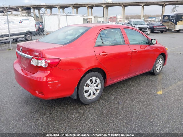 40045813 :رقم المزاد ، 2T1BU4EE6BC742422 vin ، 2011 Toyota Corolla S/le مزاد بيع