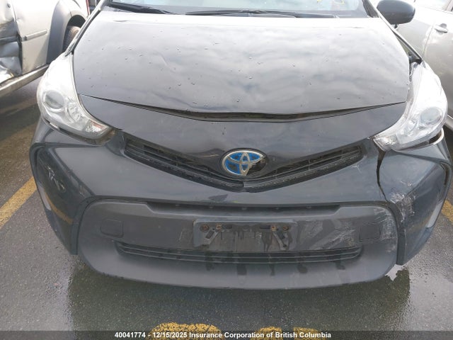 JTDZN3EU3JJ075566 Toyota PRIUS V