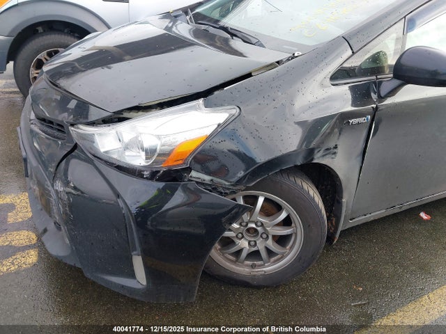 JTDZN3EU3JJ075566 Toyota PRIUS V