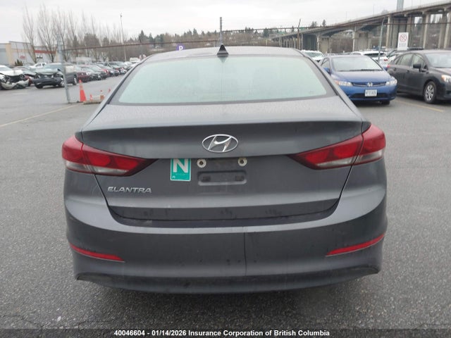 40046604 :رقم المزاد ، KMHD84LF5HU102959 vin ، 2017 Hyundai Elantra Se/value/limited مزاد بيع
