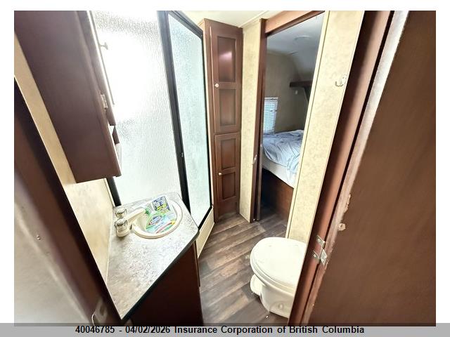 2013 Dutchmen Kodiak მანქანა იყიდება აუქციონზე, vin: 47CTS5S20DK172296, აუქციონის ნომერი: 40046785