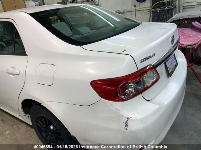2013 Toyota Corolla S/le მანქანა იყიდება აუქციონზე, vin: 2T1BU4EE5DC065981, აუქციონის ნომერი: 40046854