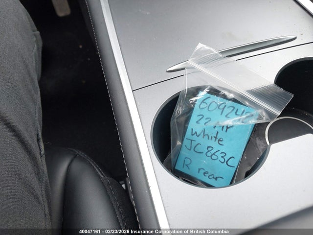 7SAYGAEE6NF572064 Tesla Model Y