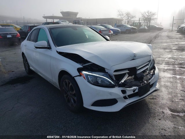 Продажа на аукционе авто 2015 Mercedes-benz C 300 4matic, vin: 55SWF4KB3FU048504, номер лота: 40047284
