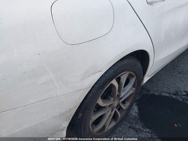Продажа на аукционе авто 2015 Mercedes-benz C 300 4matic, vin: 55SWF4KB3FU048504, номер лота: 40047284