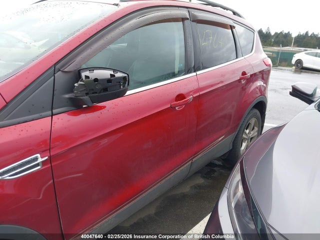 1FMCU9G90FUC38700 Ford ESCAPE SE