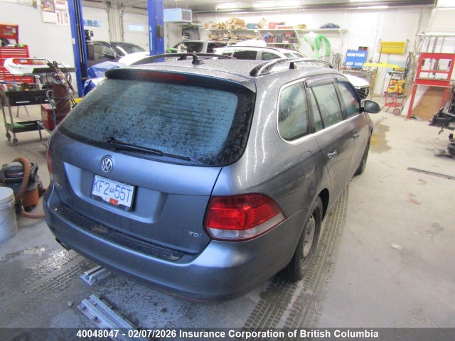 3VWPL7AJ6EM611075 Volkswagen Golf