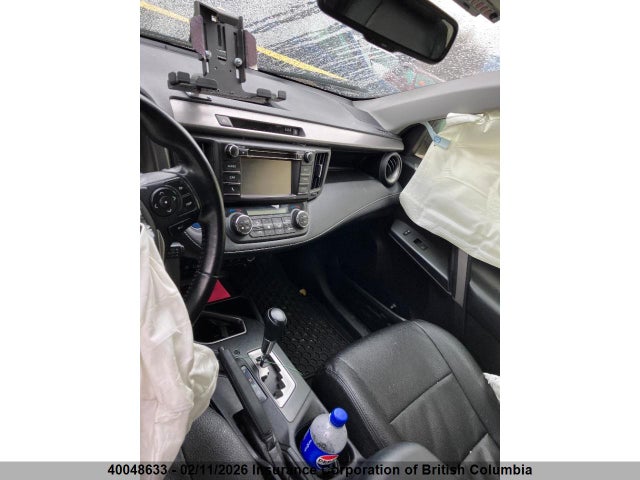 JTMRJREV9HD153428 Toyota RAV4