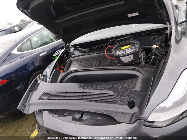 7SAYGAEE8RF072980 Tesla Model Y