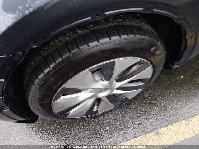 7SAYGAEE8RF072980 Tesla Model Y
