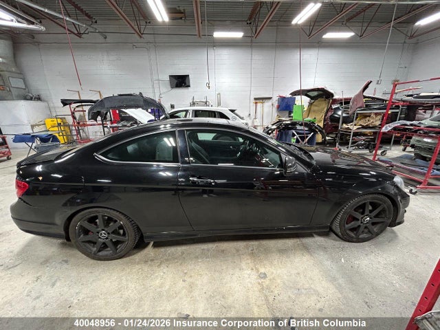 2013 Mercedes-benz C 350 4mati მანქანა იყიდება აუქციონზე, vin: WDDGJ8JB1DF943937, აუქციონის ნომერი: 40048956