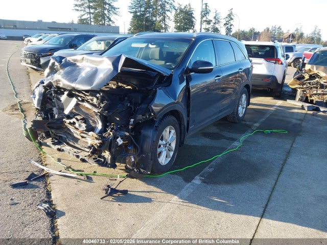 5XYPGDA56KG505680 KIA Sorento Lx/s