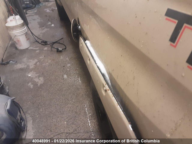 5TFUY5F18JX698762 Toyota Tundra Sr5 Plus 5.7l V8