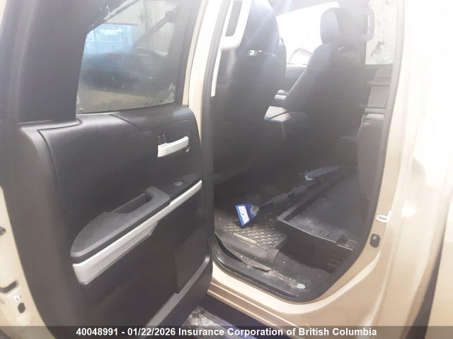 5TFUY5F18JX698762 Toyota Tundra Sr5 Plus 5.7l V8
