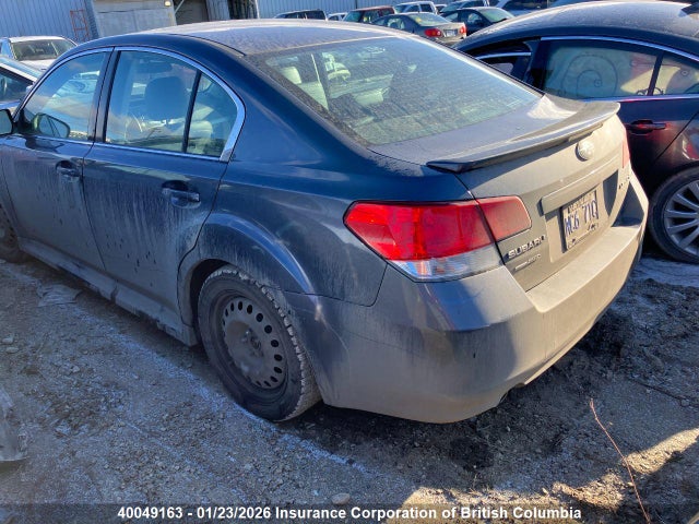 4S3BMGD62E3018932 Subaru Legacy 2.5i Premium