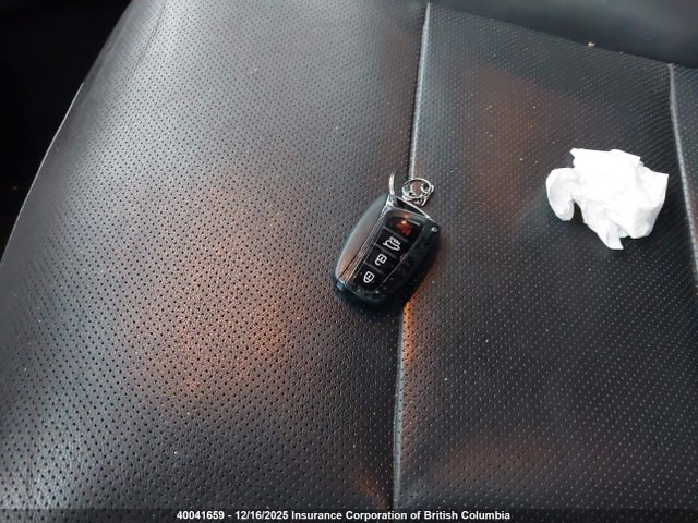 5XYZUDLB6HG496086 Hyundai SANTA FE SPORT