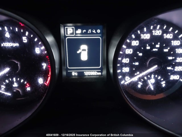 5XYZUDLB6HG496086 Hyundai SANTA FE SPORT
