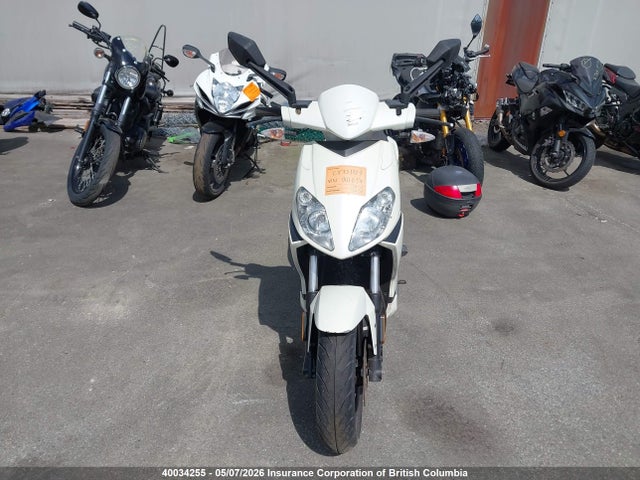Продаж на аукціоні авто 2011 Aprilia Sportcity One 125, vin: ZD4SGU004B4001017, номер лоту: 40034255