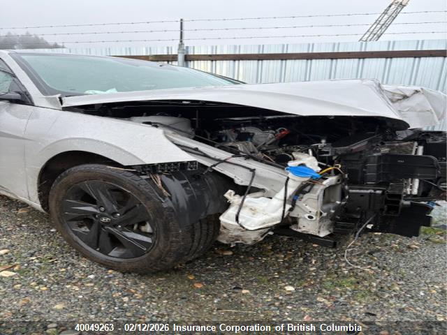 KMHLM4AG0NU368890 Hyundai ELANTRA SEL