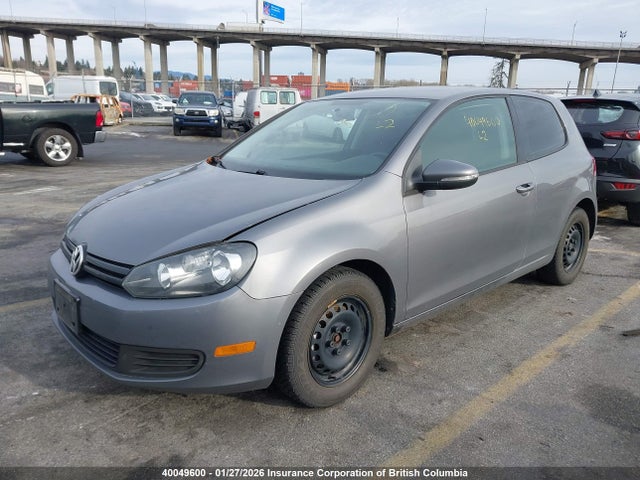 40049600 :رقم المزاد ، WVWAA7AJ1DW118370 vin ، 2013 Volkswagen Golf مزاد بيع