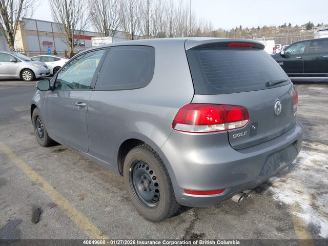 40049600 :رقم المزاد ، WVWAA7AJ1DW118370 vin ، 2013 Volkswagen Golf مزاد بيع