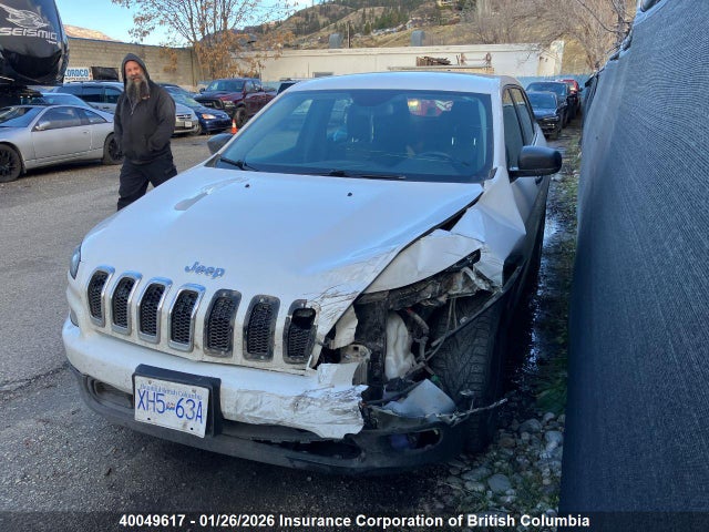1C4PJLAB7GW176550 Jeep Cherokee Sport