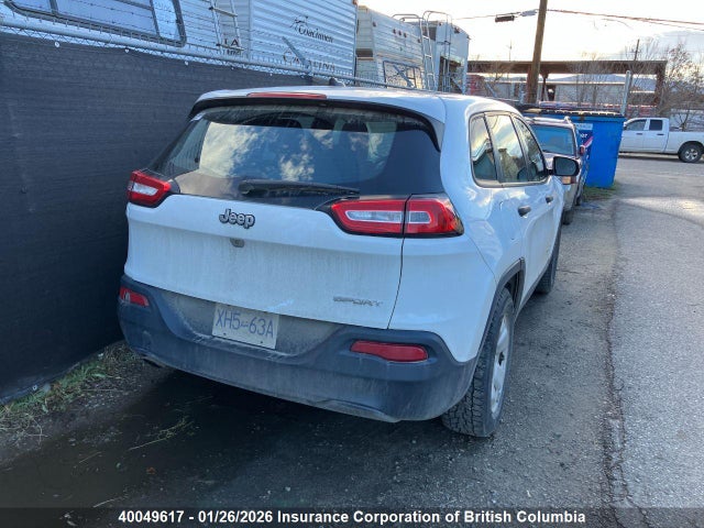 1C4PJLAB7GW176550 Jeep Cherokee Sport