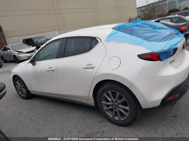 JM1BPAK77M1344509 Mazda 3 SELECT