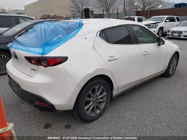 JM1BPAK77M1344509 Mazda 3 SELECT
