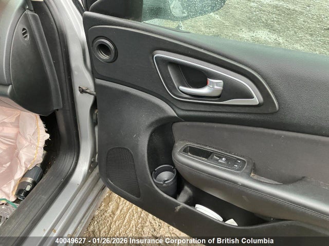 Chrysler 200 2015 1C3CCCFB8FN549802 Image 13