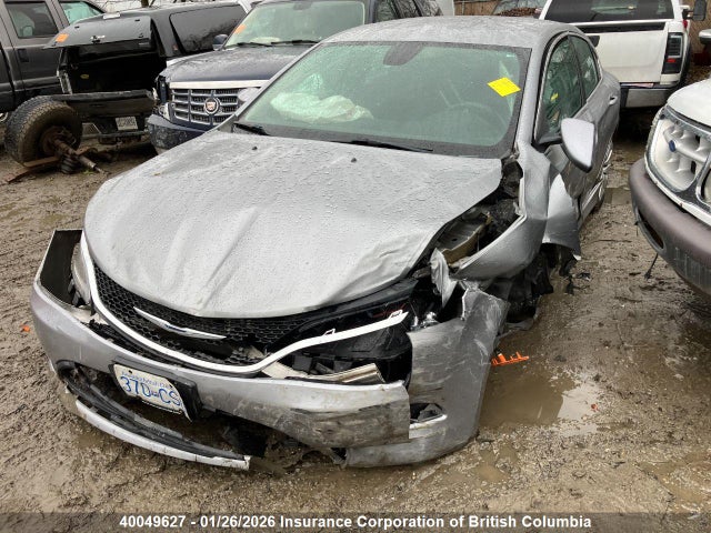 Chrysler 200 2015 1C3CCCFB8FN549802 Image 2