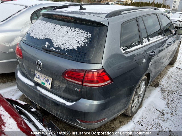 3VW717AU1JM762786 Volkswagen Golf