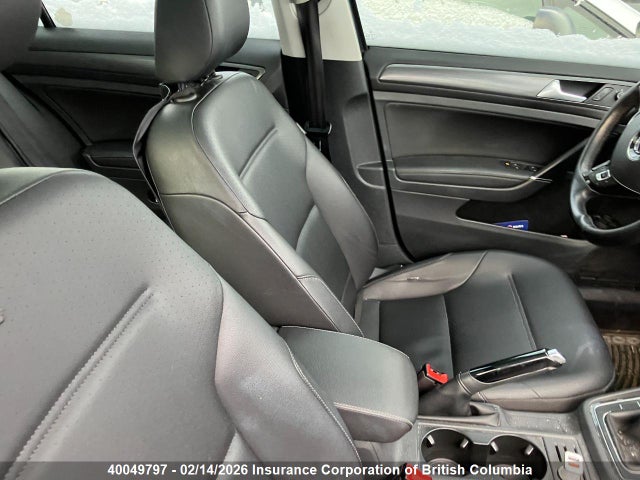 3VW717AU1JM762786 Volkswagen Golf