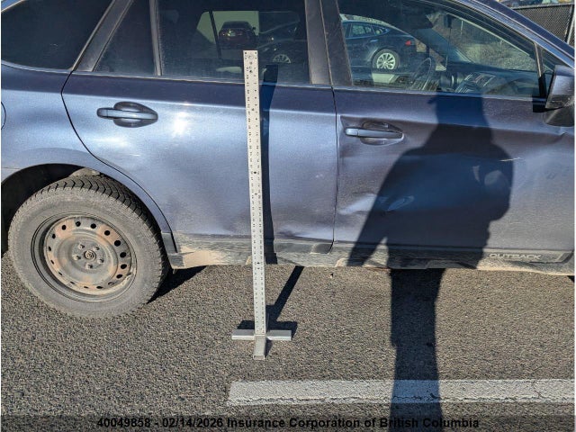 Subaru Outback 2.5i 2015 4S4BSCAC8F3228392 Image 19