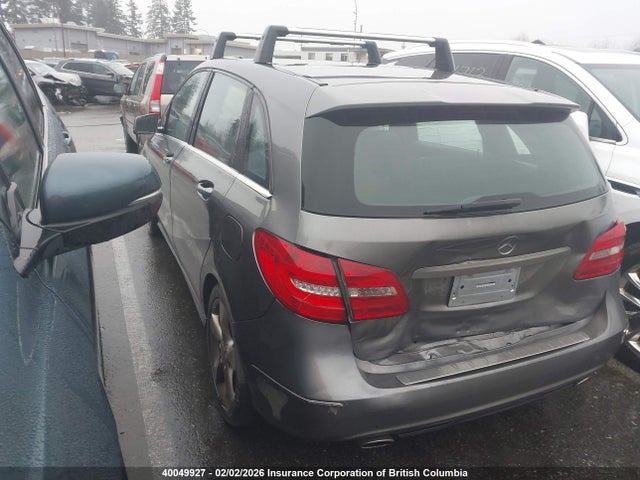 Mercedes-Benz B250 2014 WDDMH4EB0EJ291814 Image 3
