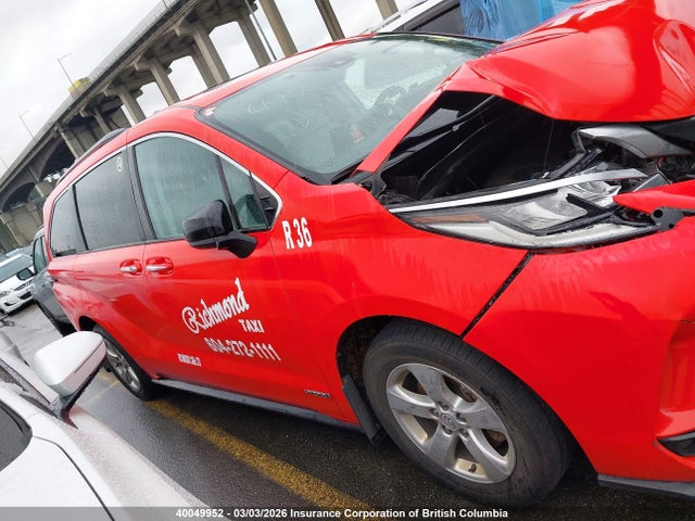 5TDGRKEC6MS033350 Toyota Sienna Le/xle/xse/limited/platinum