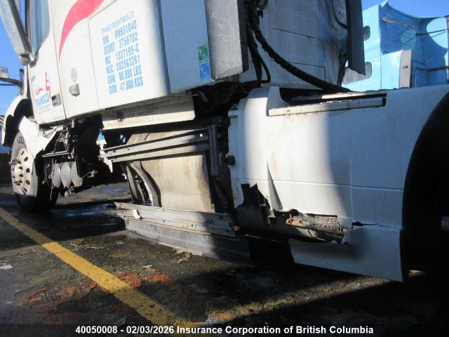 4V4NC9EH4RN651040 Volvo Vn L