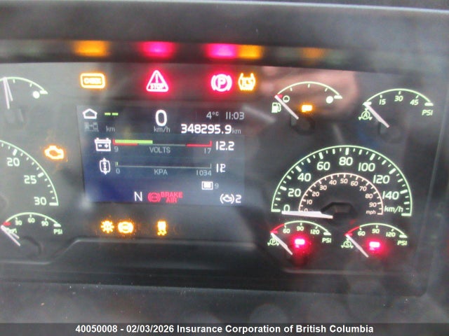 4V4NC9EH4RN651040 Volvo Vn L