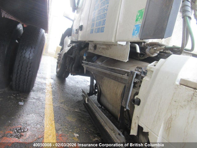 4V4NC9EH4RN651040 Volvo Vn L