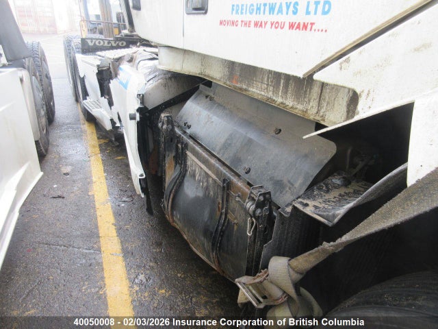4V4NC9EH4RN651040 Volvo Vn L