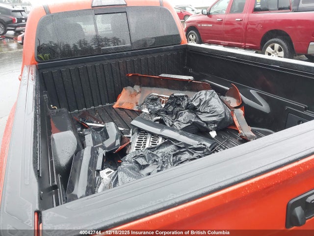 5TFDZ5BN0HX027246 Toyota Tacoma Dbl Cab/sr5/trd Sport/or